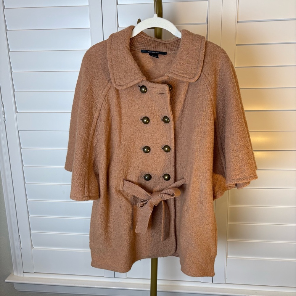 89th & Madison Tan Wool Cape Coat
0064